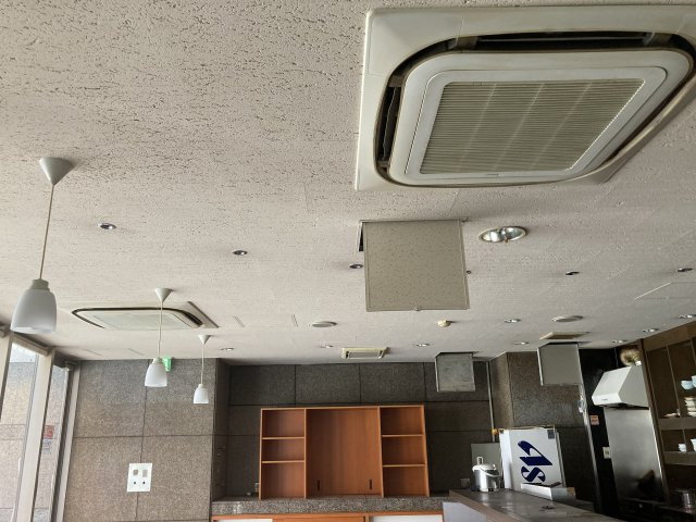 大阪市天王寺区上汐３丁目の店舗事務所の内装