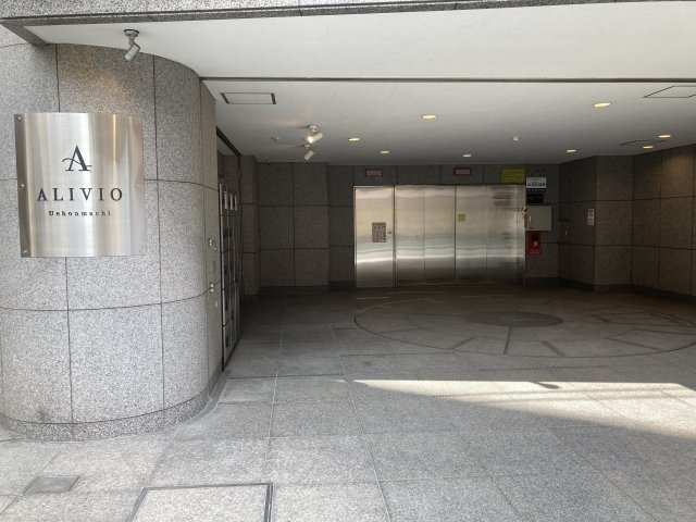 大阪市天王寺区上汐３丁目の店舗事務所の駐車場