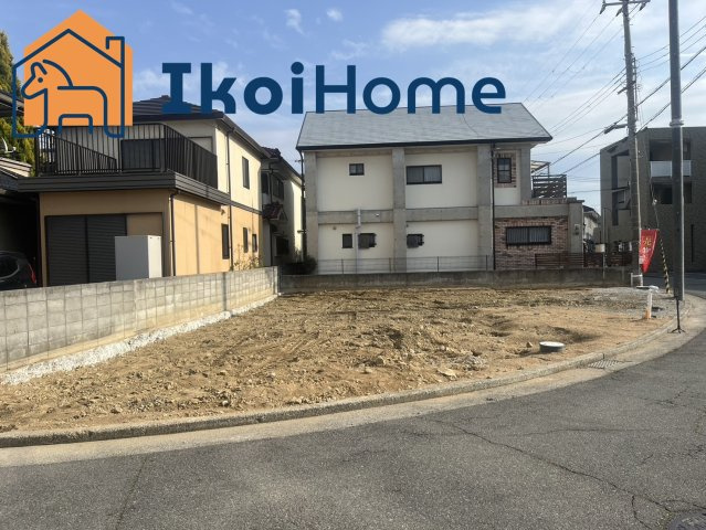 明石市大久保町西島　1号棟　新築戸建の外観|●資料・カタログのご請求無料●現地見学可能●完成令和6年5月です。敷地内にはお車を2台駐車することができ、前面道路も広く入出庫もしやすいです。