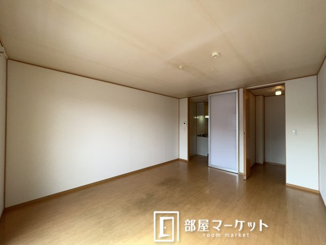 【居間・リビング】 | オラシオン駒場 | 同型タイプ