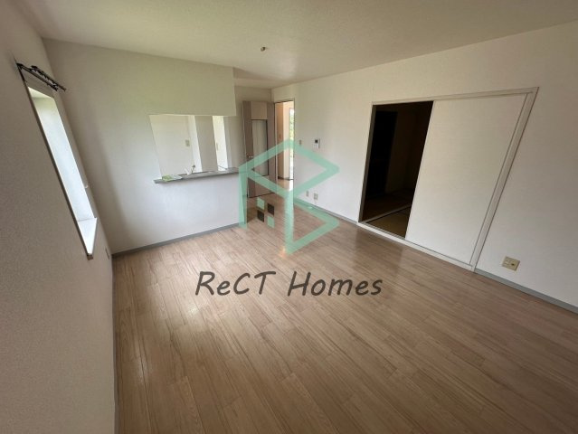 姫路市玉手のハイツの内装