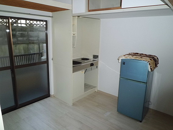 岡本ビラの洋室