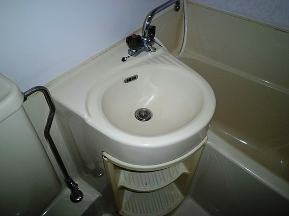 岡本ビラの洗面所