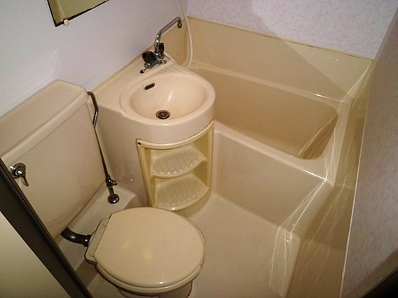岡本ビラの浴室