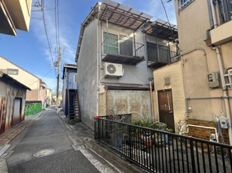 【前面道路含む現地写真】