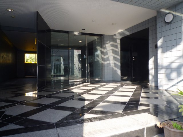 ブルー・エスのロビー