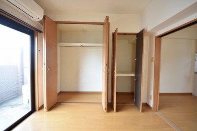 【収納】 | エミネンス住吉 | 別号室の写真になります。現況優先。