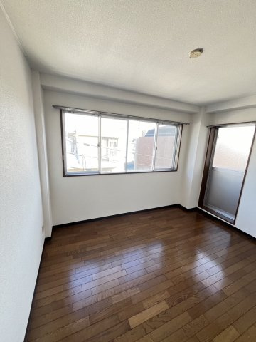 アンフィニジョア六甲の居間・リビング