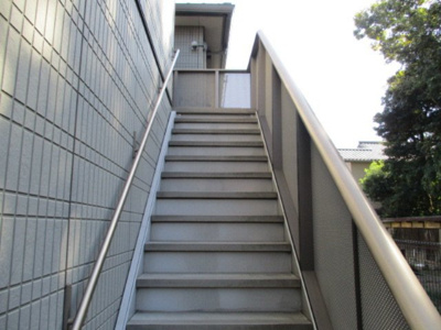 【その他共用部分】 | シャーメゾン中野 | 共用階段です