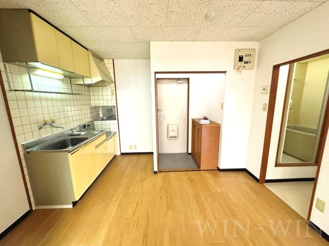 YMシャトーのキッチン