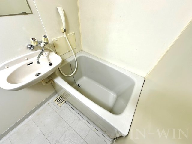 YMシャトーの浴室