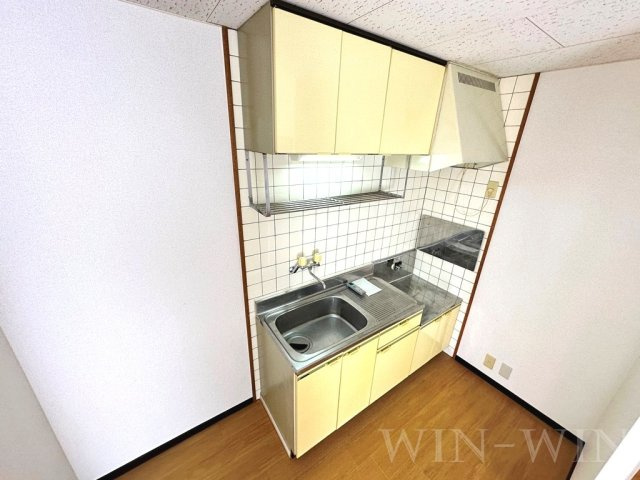 YMシャトーのキッチン