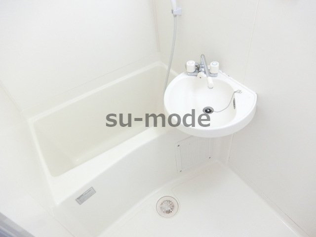 ヴァリエ91の浴室