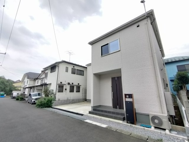 Kolet岩槻小溝#03の駐車場