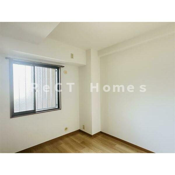 手柄アートスカイハイツの居間・リビング