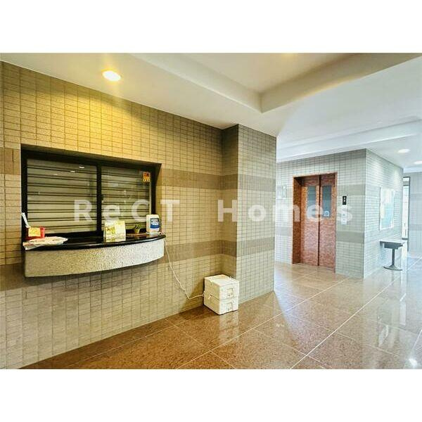 手柄アートスカイハイツのロビー