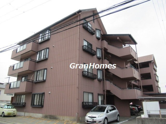 サンフラワー貴崎の外観