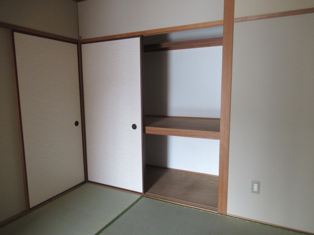 サンフラワー貴崎の収納