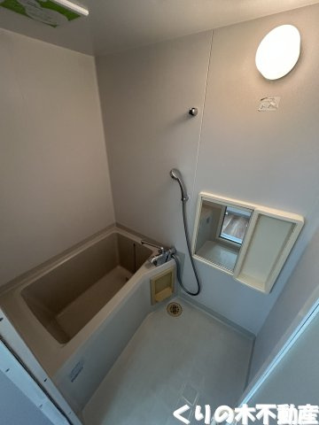 【浴室】 | アネックス立岩　B棟 | 落ち着いた空間のお風呂です
