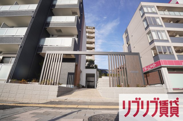 スカイグランデ新千葉のエントランス