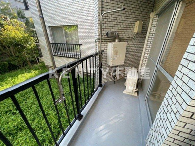 【バルコニー】 | テラス山王 | 開放的で明るい空間を演出してくれるバルコニーです