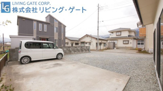 【駐車場】 | 駐車スペース5台以上可能。