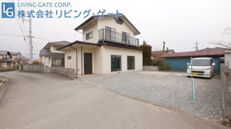 【前面道路含む現地写真】 | 南アルプス市山寺 内外装フルリフォーム済中古住宅　