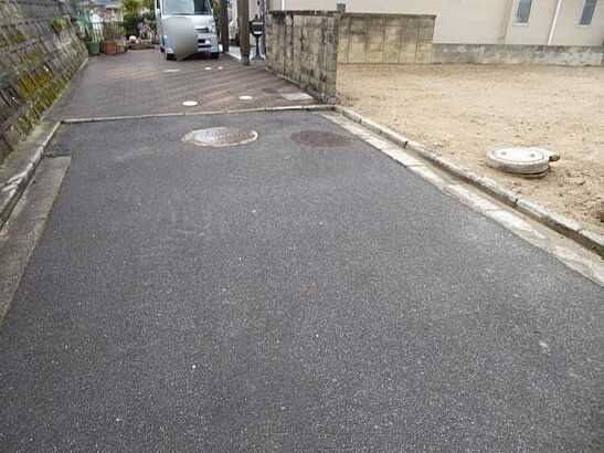【前面道路含む現地写真】