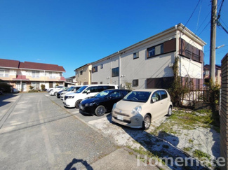 【駐車場】