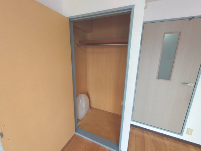 使い勝手の良いクローゼットです。