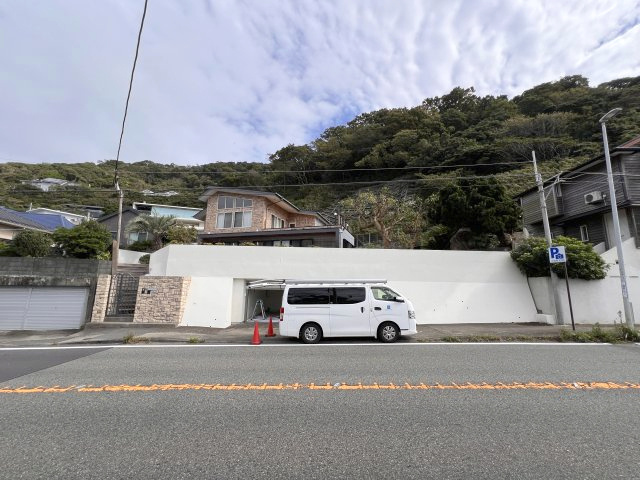 海見え！バルコニーより相模湾・富士山を臨む（季節・天候によります）こだわりの注文建築の外観|陽当良好