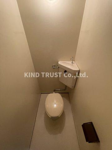 プランドール天満のトイレ|落ち着いた色調のトイレです