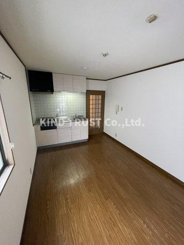 プランドール天満の居間・リビング|使いやすいリビングです