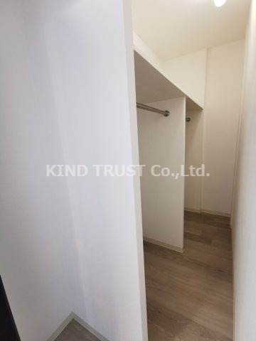 リバープレイス梅田北の収納|こまごまとしたものを収納できそうですね