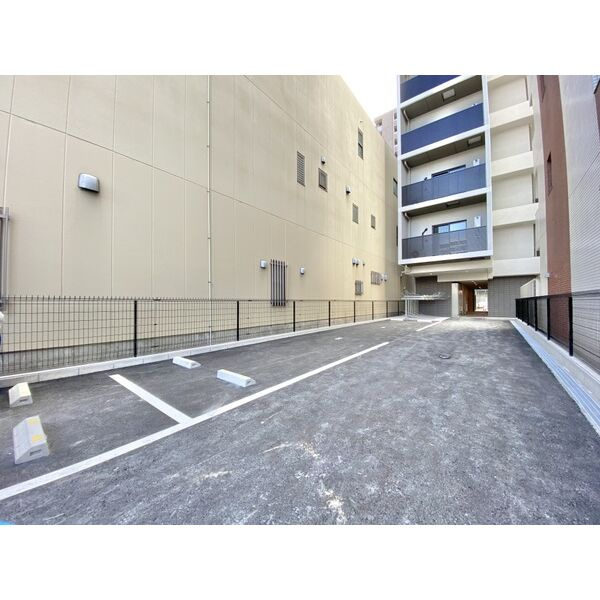 S-RESIDENCE大曽根駅前の駐車場