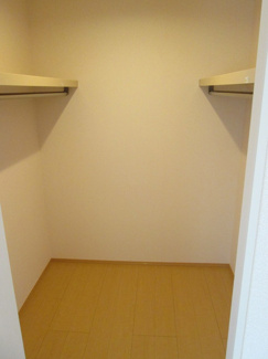荷物が多くても安心の広さ洋室６帖のＷＩＣ