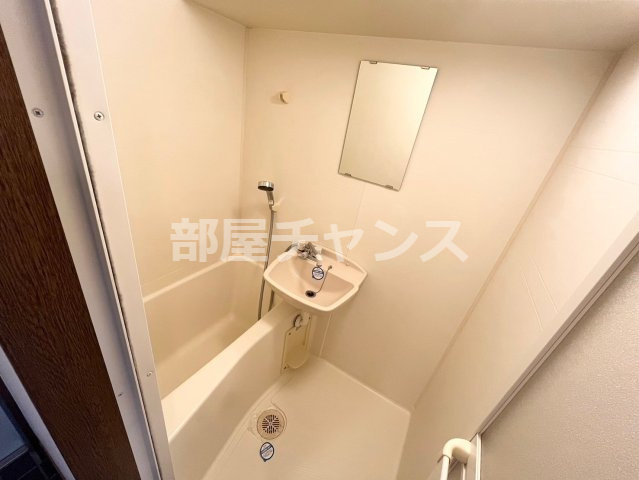 サンシャイン上前津の浴室