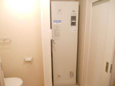 ソレイユ京都二条（旧UniE'terna四条大宮）の設備|電気温水器