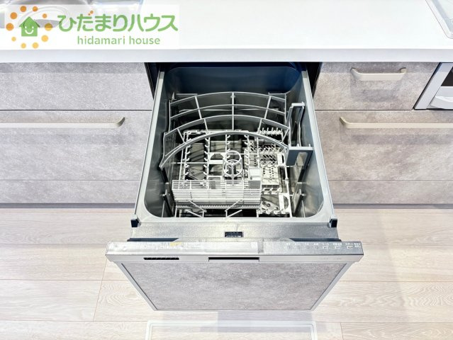 上尾市地頭方　新築未入居　スマート・ワン・シティ　02の設備|家事をサポートしてくれる食洗器つき！！
