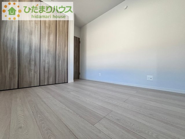 上尾市地頭方　新築未入居　スマート・ワン・シティ　02の内装|明るい2面採光！
陽の当たる時間が長く、冬でも暖かいです★