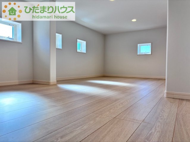 上尾市地頭方　新築未入居　スマート・ワン・シティ　02の収納|季節物などがたっぷり収納できる小屋根裏収納！
お子様の遊び