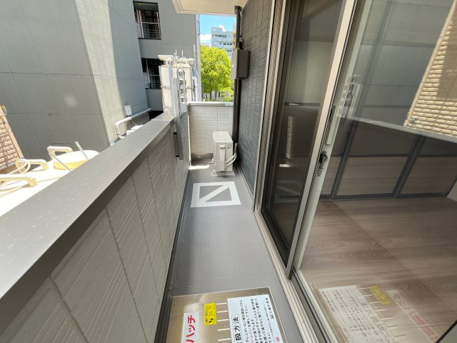D-PLACE駅南大路のバルコニー