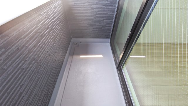 【バルコニー】