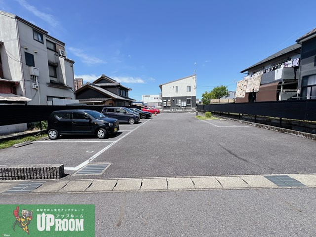 アンプルール リーブル SanteⅠの駐車場