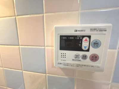【設備】 | オプーノ | 給湯機のリモコンです
