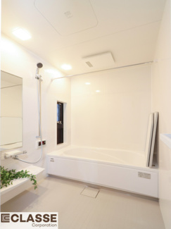 【浴室】 | 城陽市平川浜道裏　中古戸建 | お風呂はタカラスタンダードのユッタリサイズのユニットバスを採用。