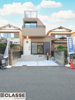 【外観】 | 城陽市平川浜道裏　中古戸建 | 前面道路が約6.0m、車の出入りも楽々です

