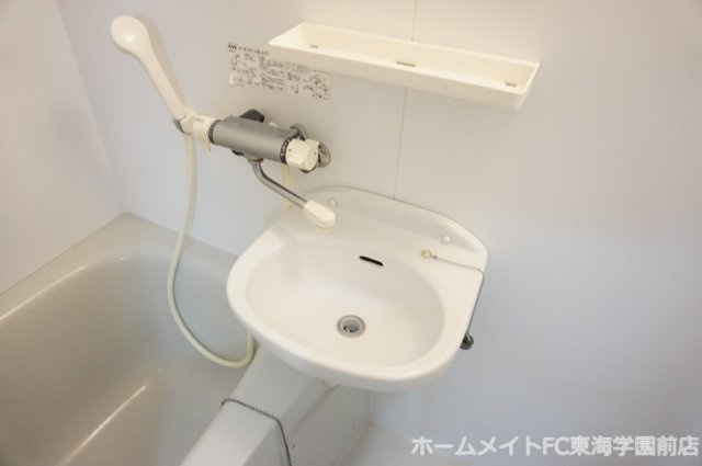 熊本市東区新外１丁目の賃貸マンションの洗面所