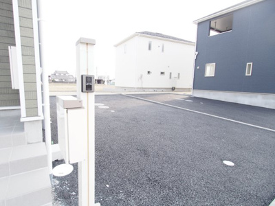 【駐車場】 | Cradle garden　本宮市高木第4　3号棟 | 並列駐車可能です◎