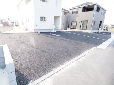 【駐車場】 | Cradle garden　本宮市高木第4　6号棟 | 広々とした駐車場です♪